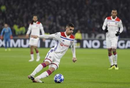 样的低潮中 样的低潮中